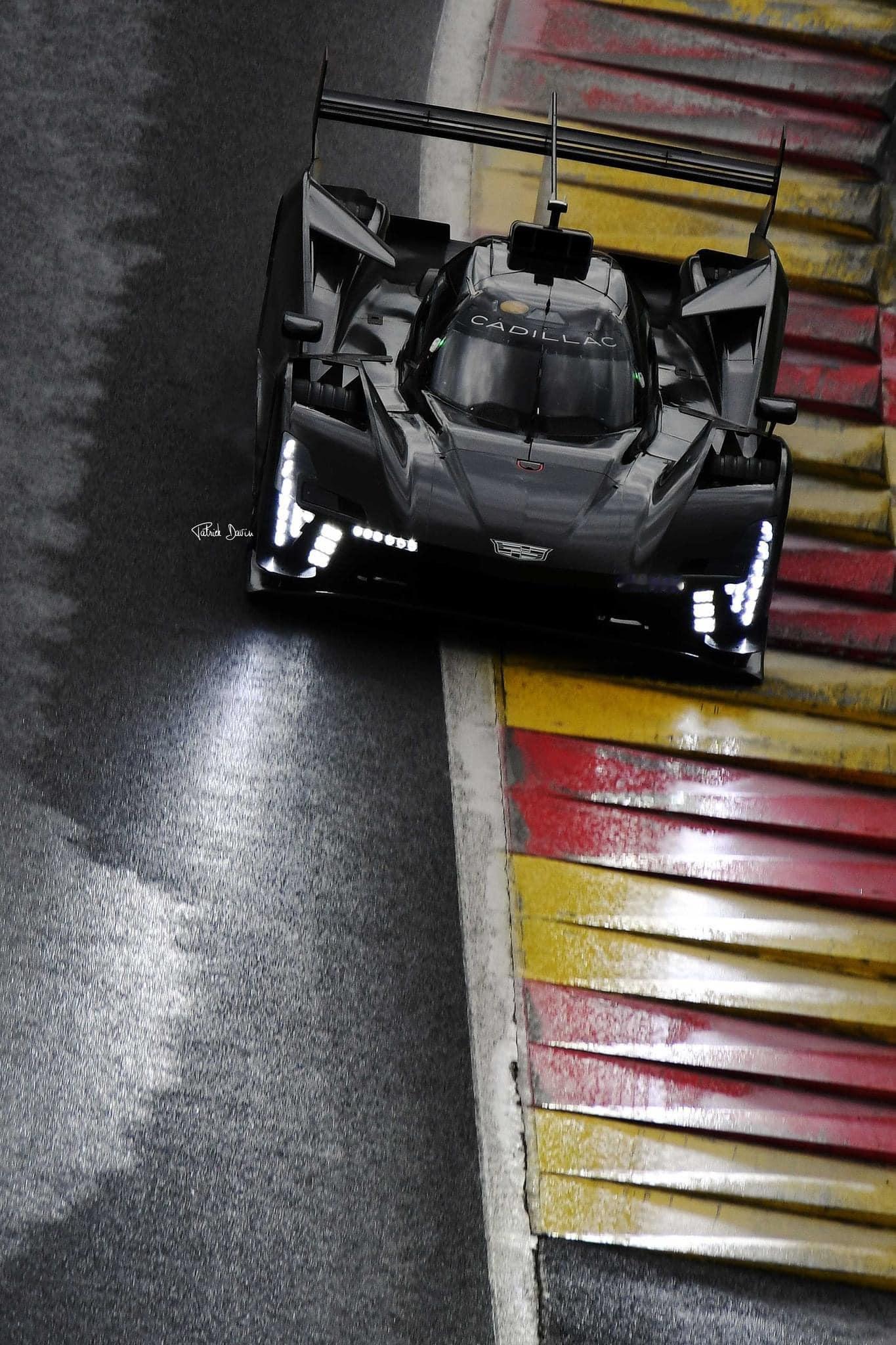 蝙蝠侠战车🦇凯迪拉克在斯帕测试#WEC# ​​​