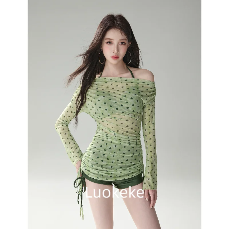 洛神花绿色波点泳衣三件套，性感度假风来啦👙