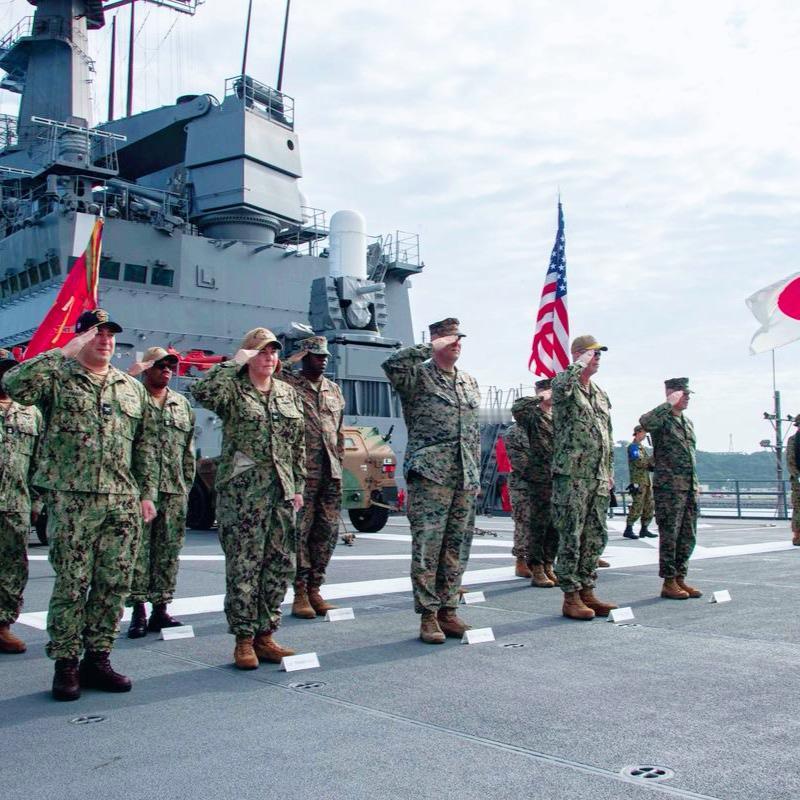 美国拱火从幕后走向前台！
1. 美国向日本交付F-35B隐身战机：美国德克萨斯州