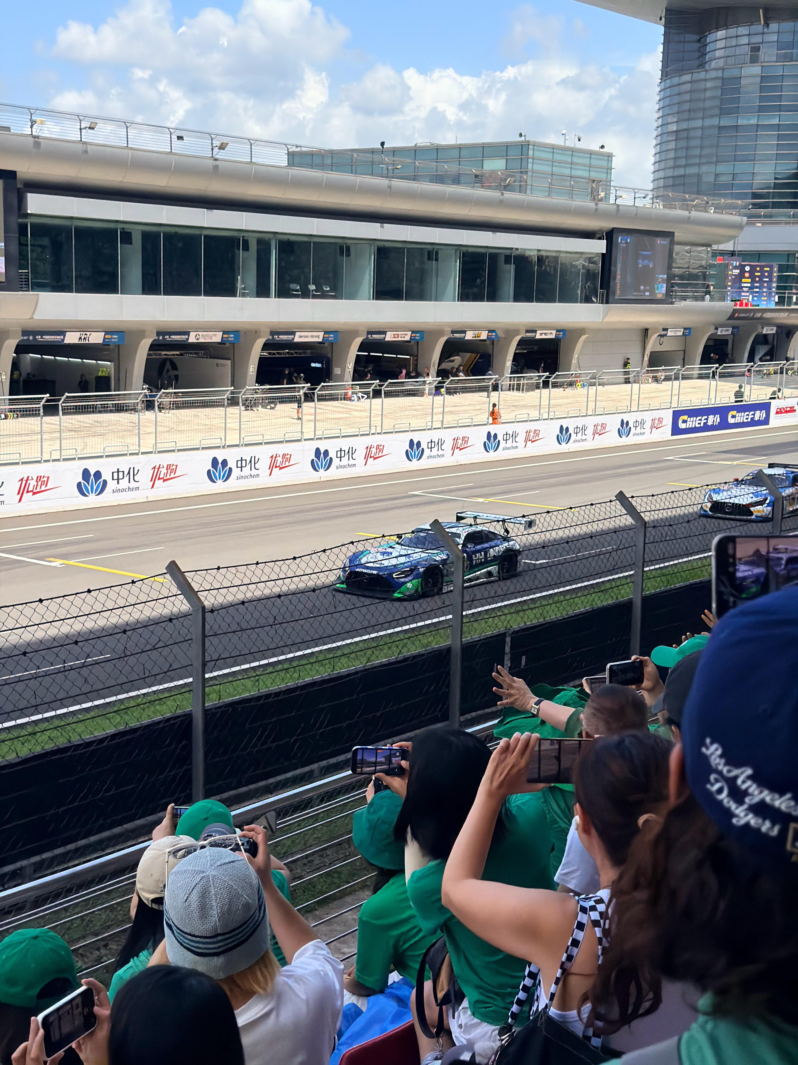 离博博好近啊 85racing王一博 ​​​  ​​​