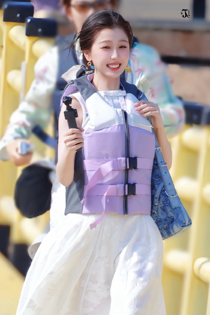 张云龙站姐发了虞书欣张云龙站姐拍的虞书欣张云龙站姐发了虞书欣，狠狠期待虞书欣张云