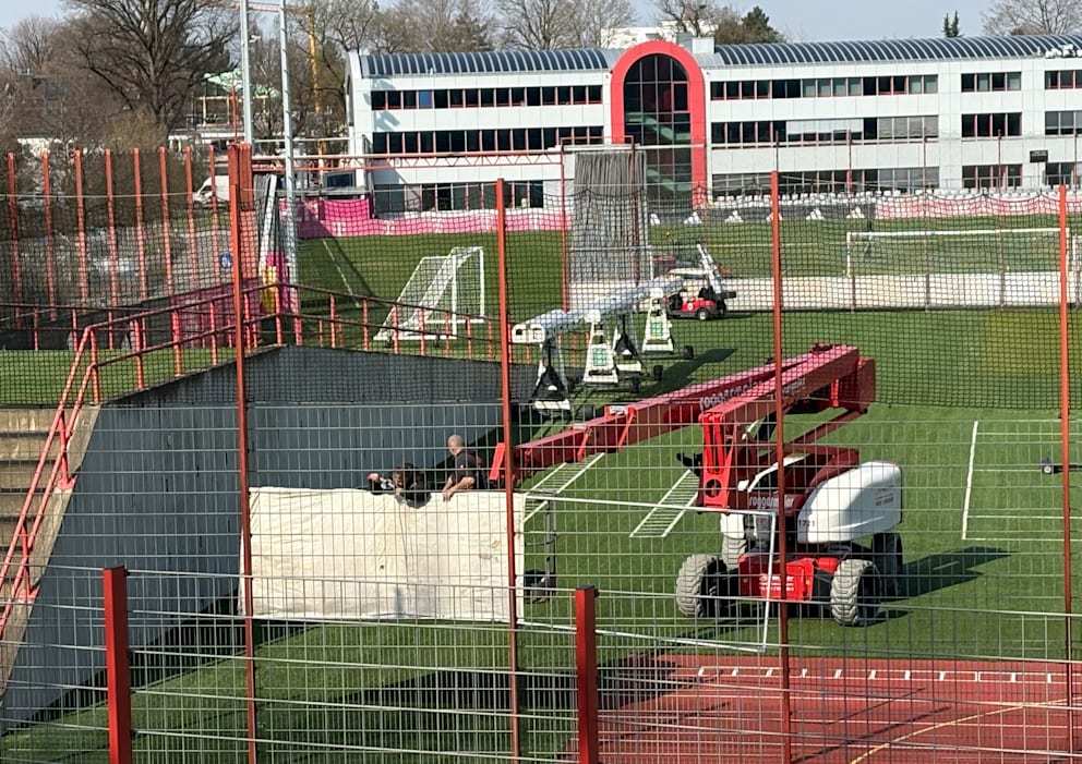 拜仁慕尼黑计划在塞本纳新建一座训练场，该地目前是体能训练场，由前主教练安切洛蒂及