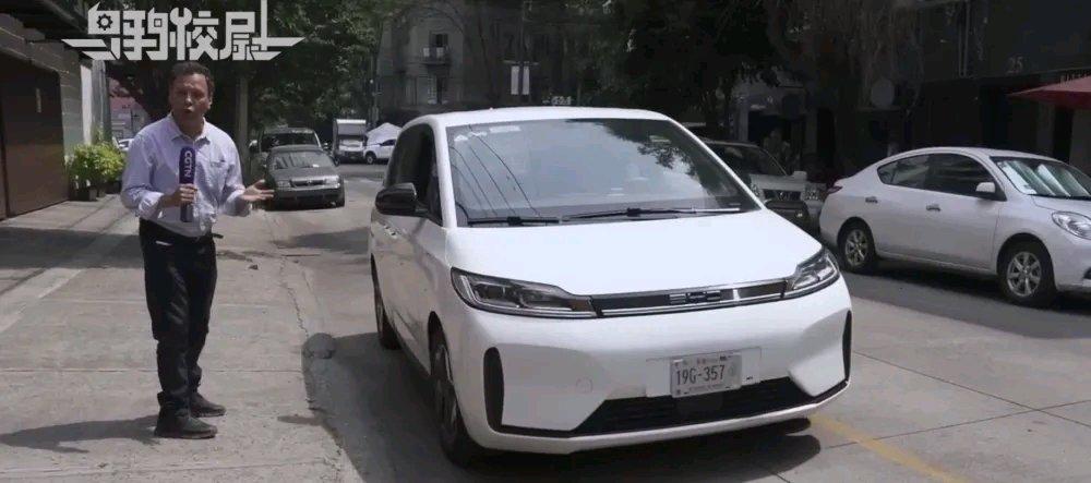 美国：禁止中国车！美国人民：我从墨西哥代购开进来这一戏剧性的场景体现出美国一些禁