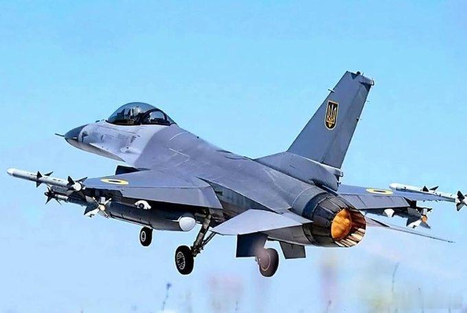 ‼️ 已确认今天早上在俄罗斯库尔斯克地区，一架俄罗斯 SU-35 战斗机被乌克兰