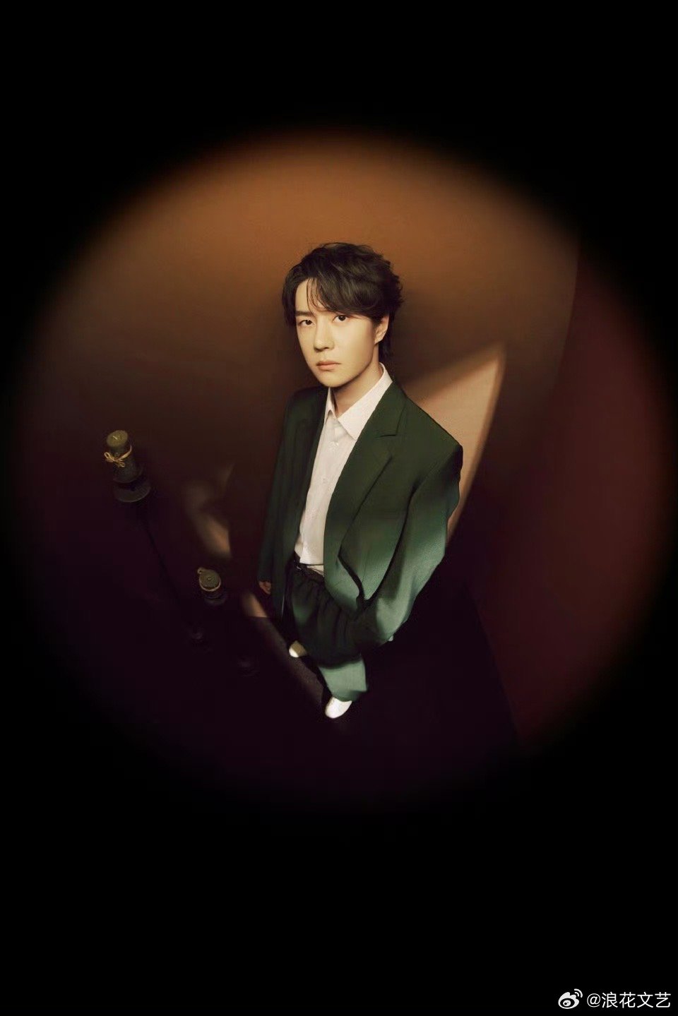 王一博即将启程巴黎