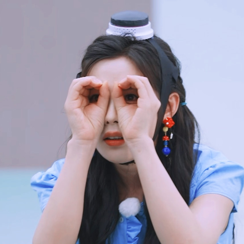 丽君呢 