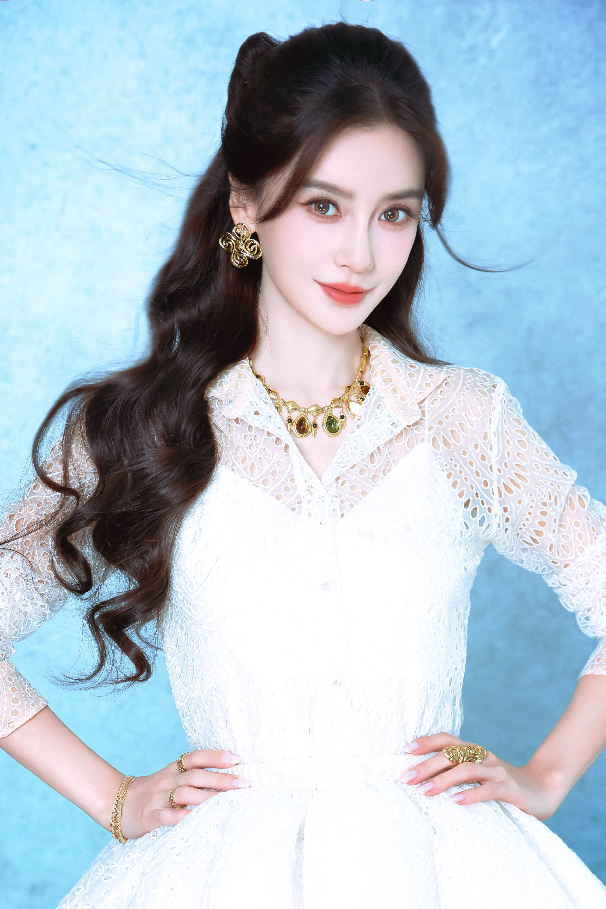 angelababy[超话][春游家族]angelababy 你的出现弥补了四叶