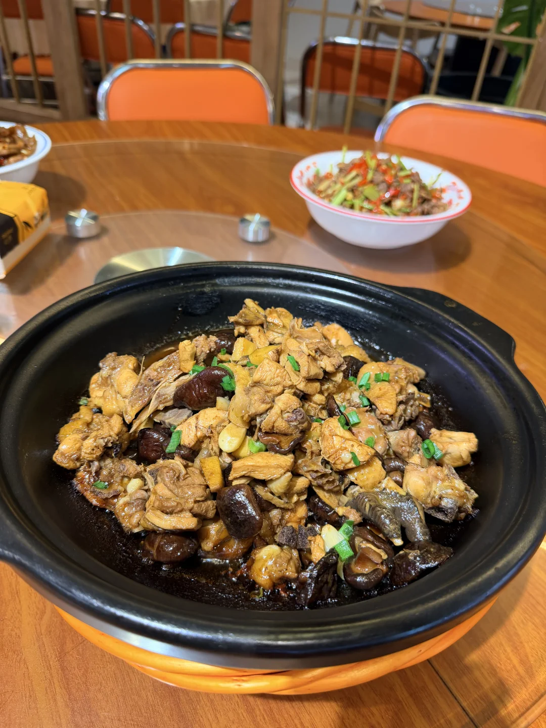 宜春明月山温汤这家江西小炒，真的好吃！