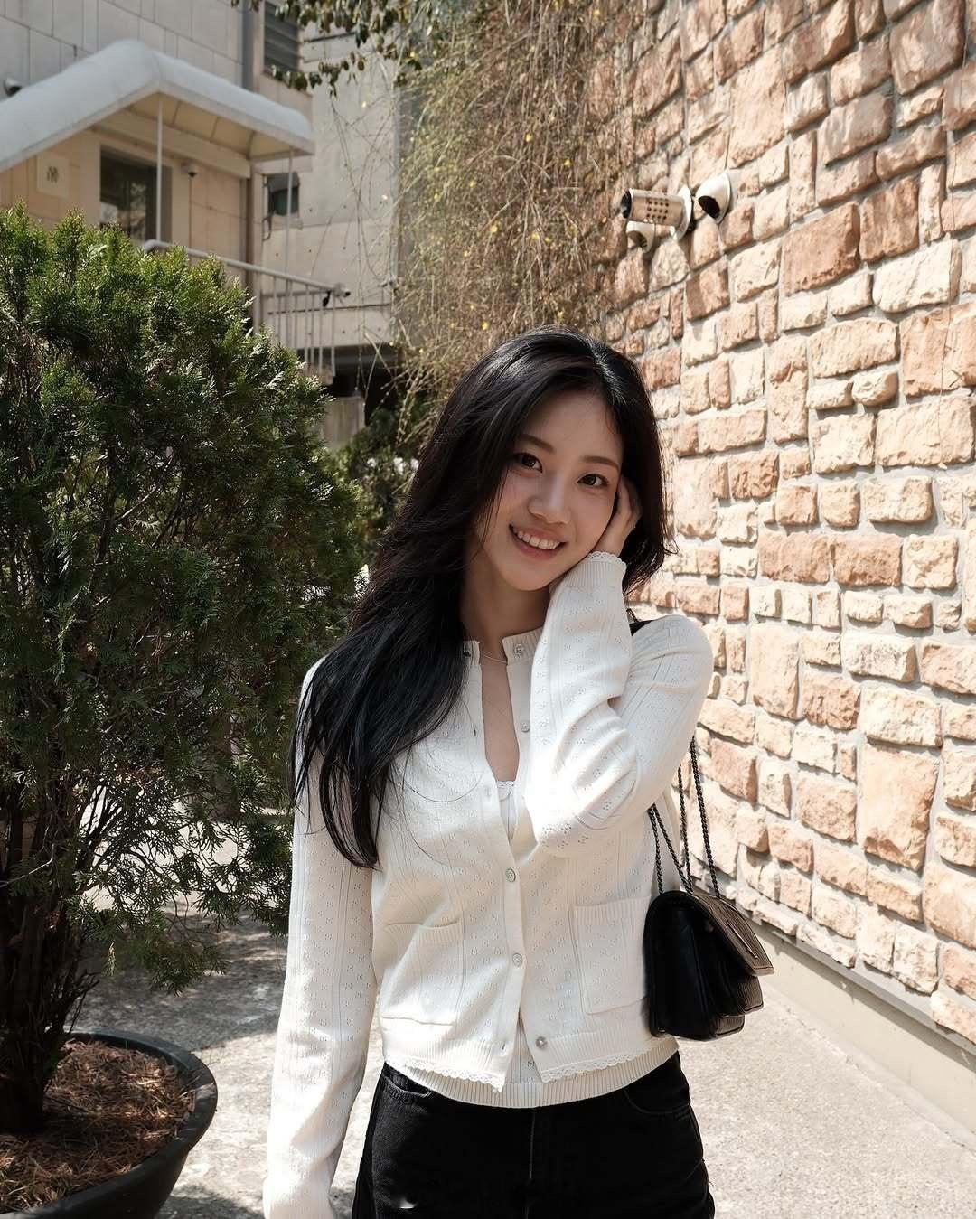 洪华妍日常碎片 ​​​