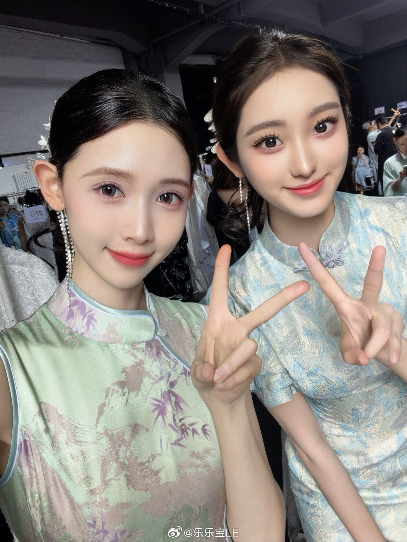 好久没拍照了乐乐宝车模