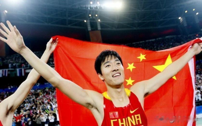 如果他选择回去上班，那就要当教练。他自从退役以后并没有在这方面深耕，教练需要学识