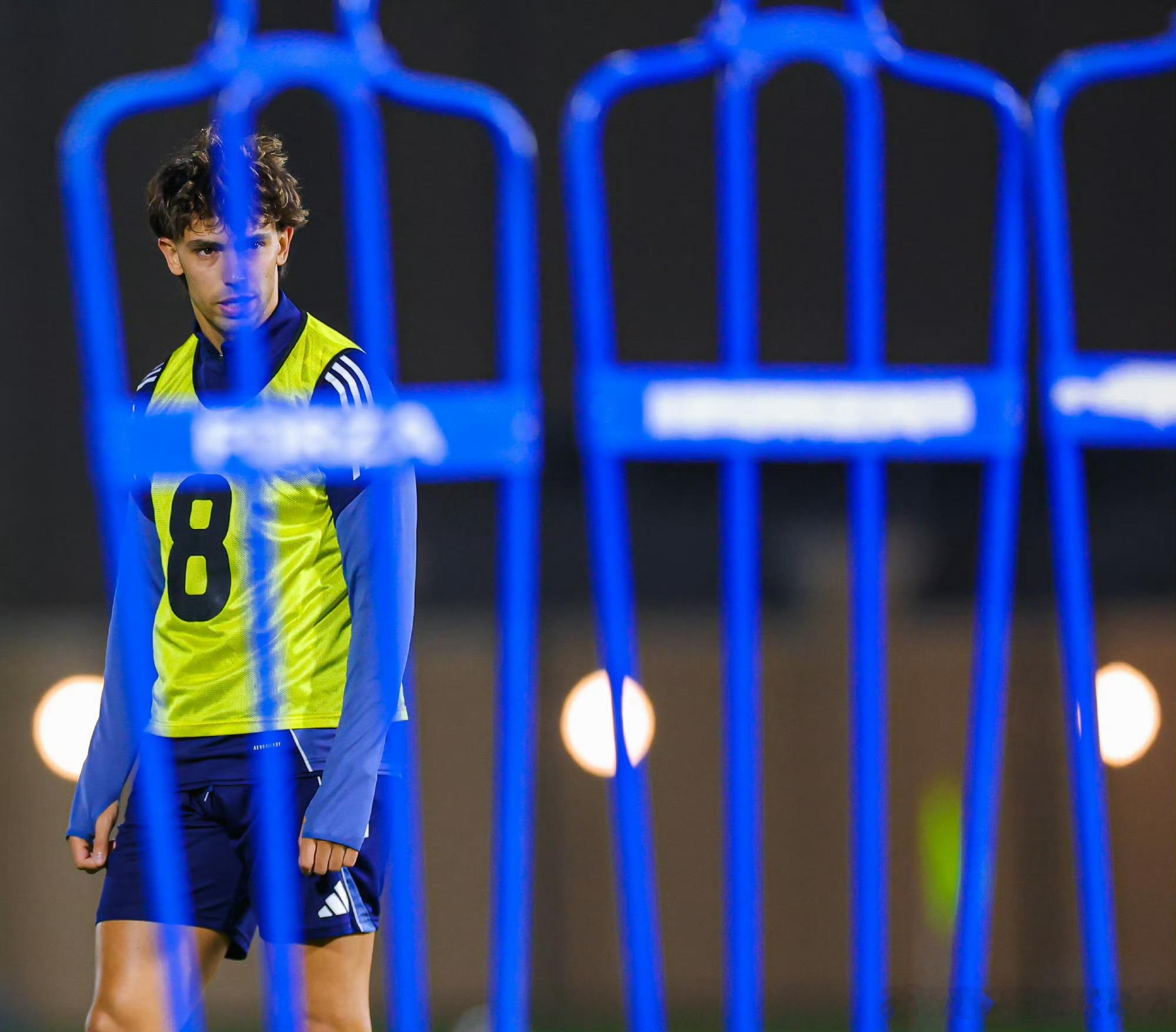 利雅得胜利虽然不是顶级联赛的队伍，但是有钱真的壕！训练条件一比一的好！明天亚冠乙