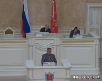 “万恶的泽连斯基在欧盟的怂恿下入侵俄罗斯，企图建立NC政权。克宫被迫发动特别军事