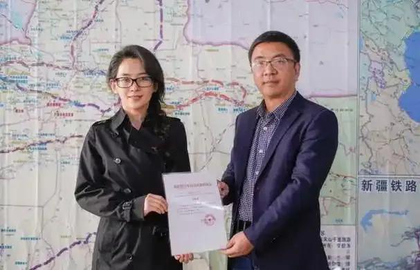 近日，汪峰与森林北共同成立壹代人（北京）文化传播有限公司引发关注。据悉，公司注册