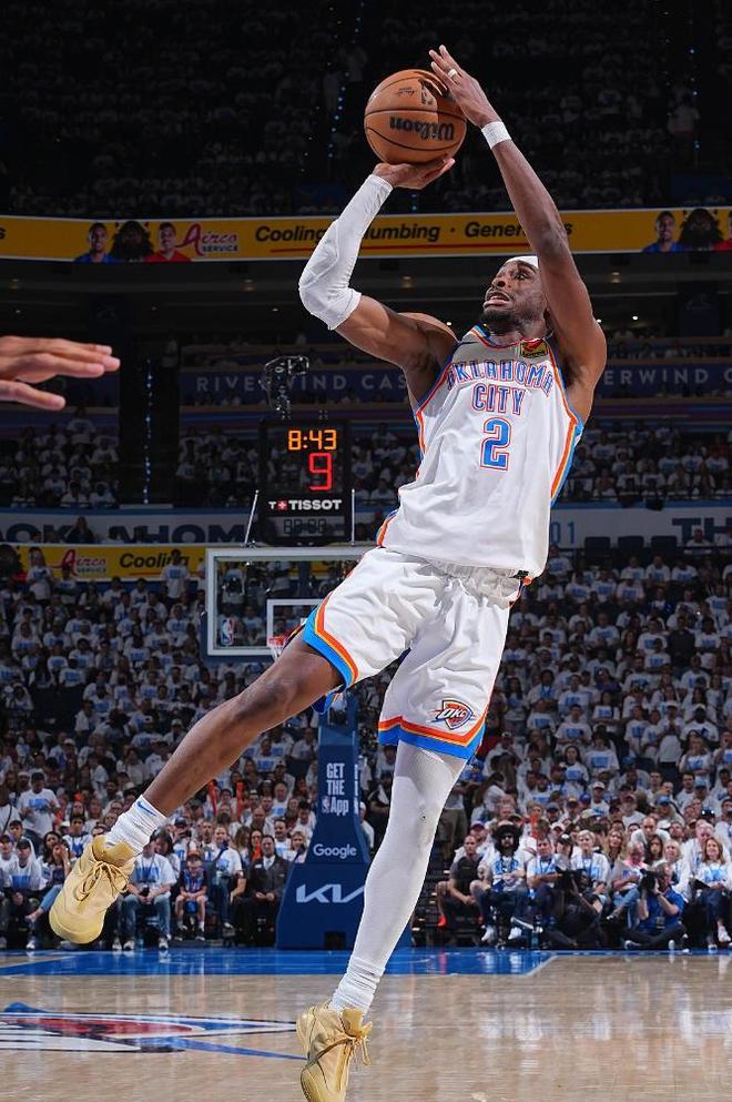 雷霆确实太强了，NBA杯赛西部半决赛，雷霆面对太阳队，半场以74-48领先26分