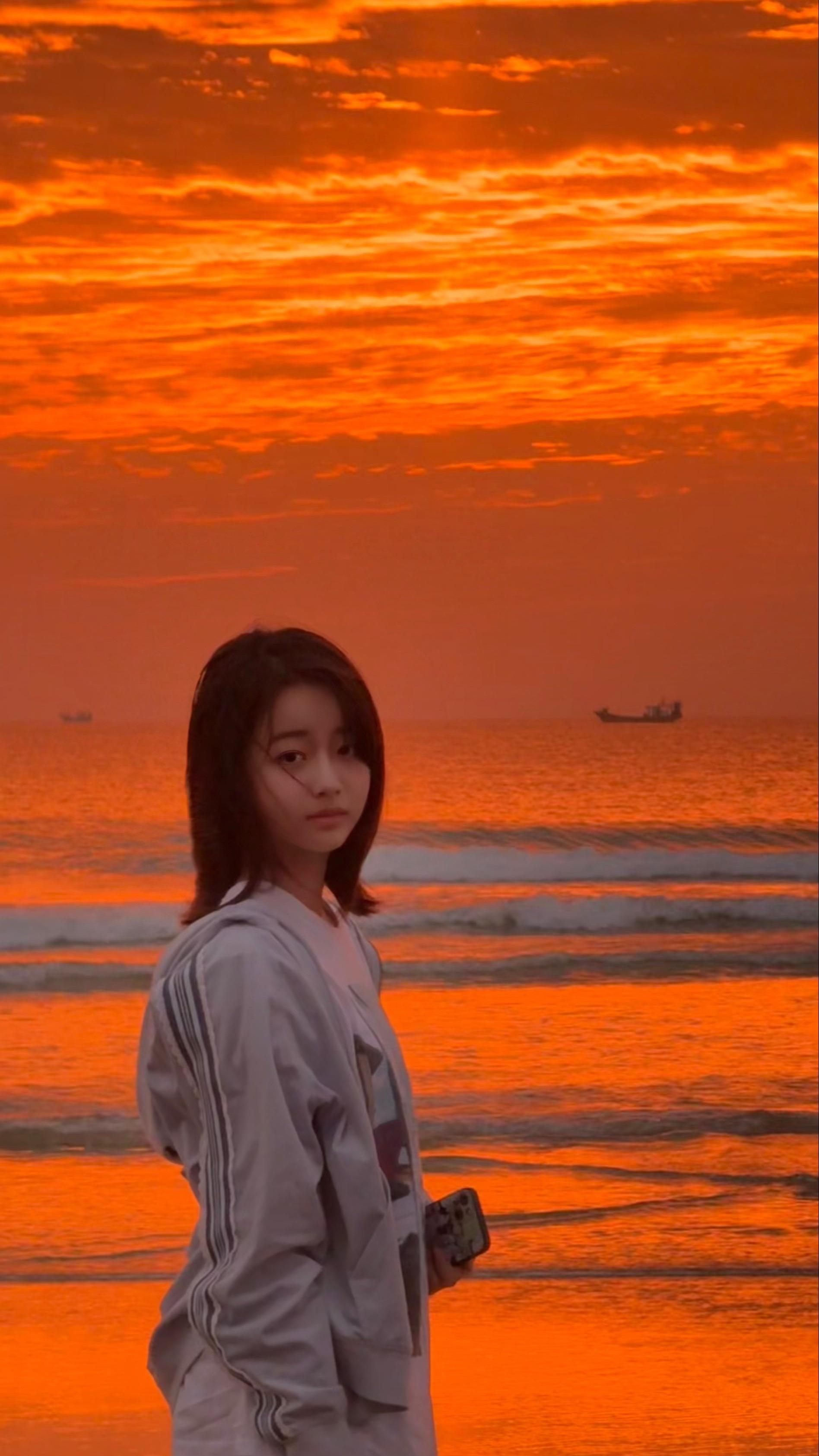 这个bgm配什么都很幸福