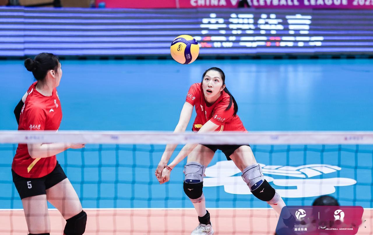 【吴梦洁14分 江苏女排客场0:3天津】
中国女排超级联赛A级半决赛第一回合
江