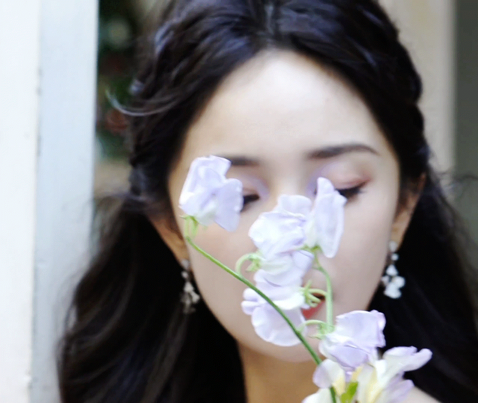 #杨幂紫罗兰仙子# ​​​#杨幂紫色截断眼妆# ​紫色高定 ​​​