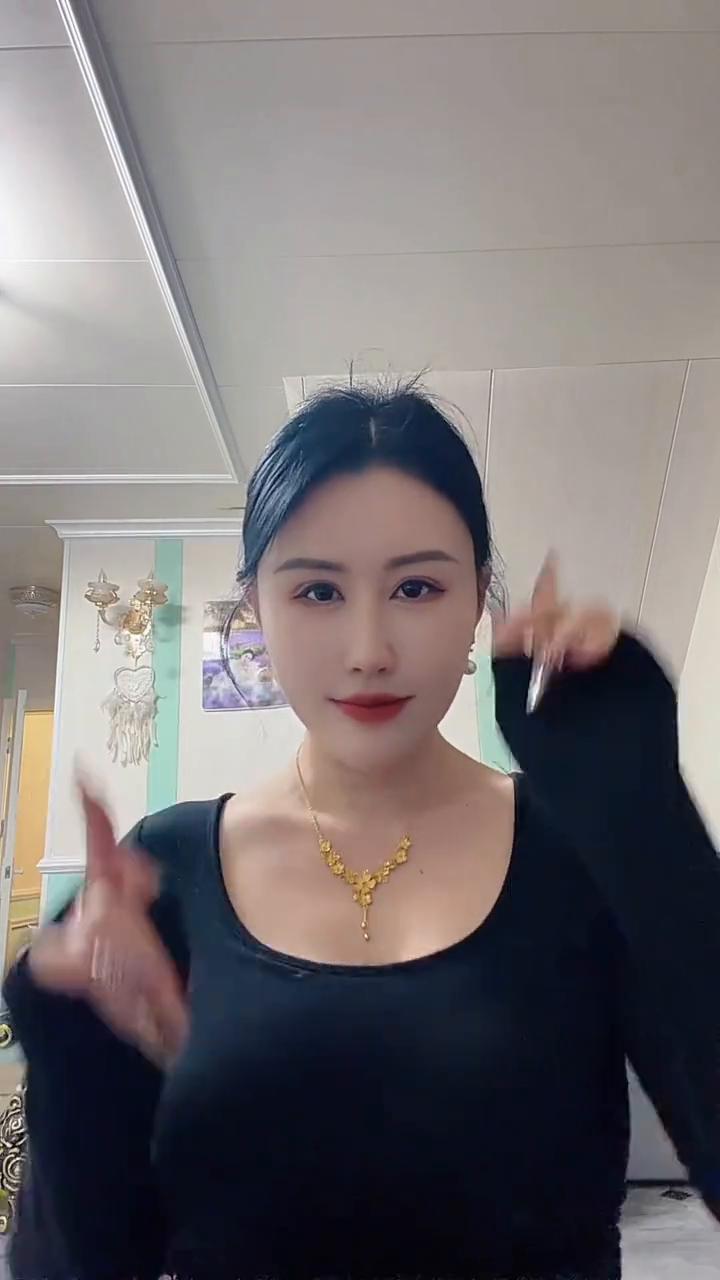 one two one two three go。