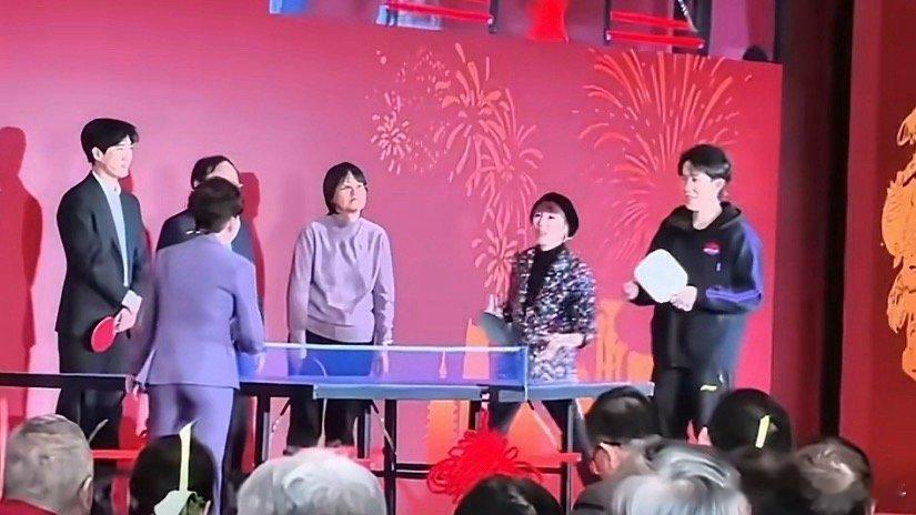 王楚钦腊八节在欢乐打乒乓球腊八节快乐