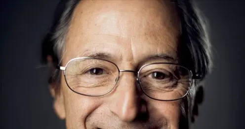 “科学家不应相信任何东西”，专访诺奖得主迈克尔·莱维特