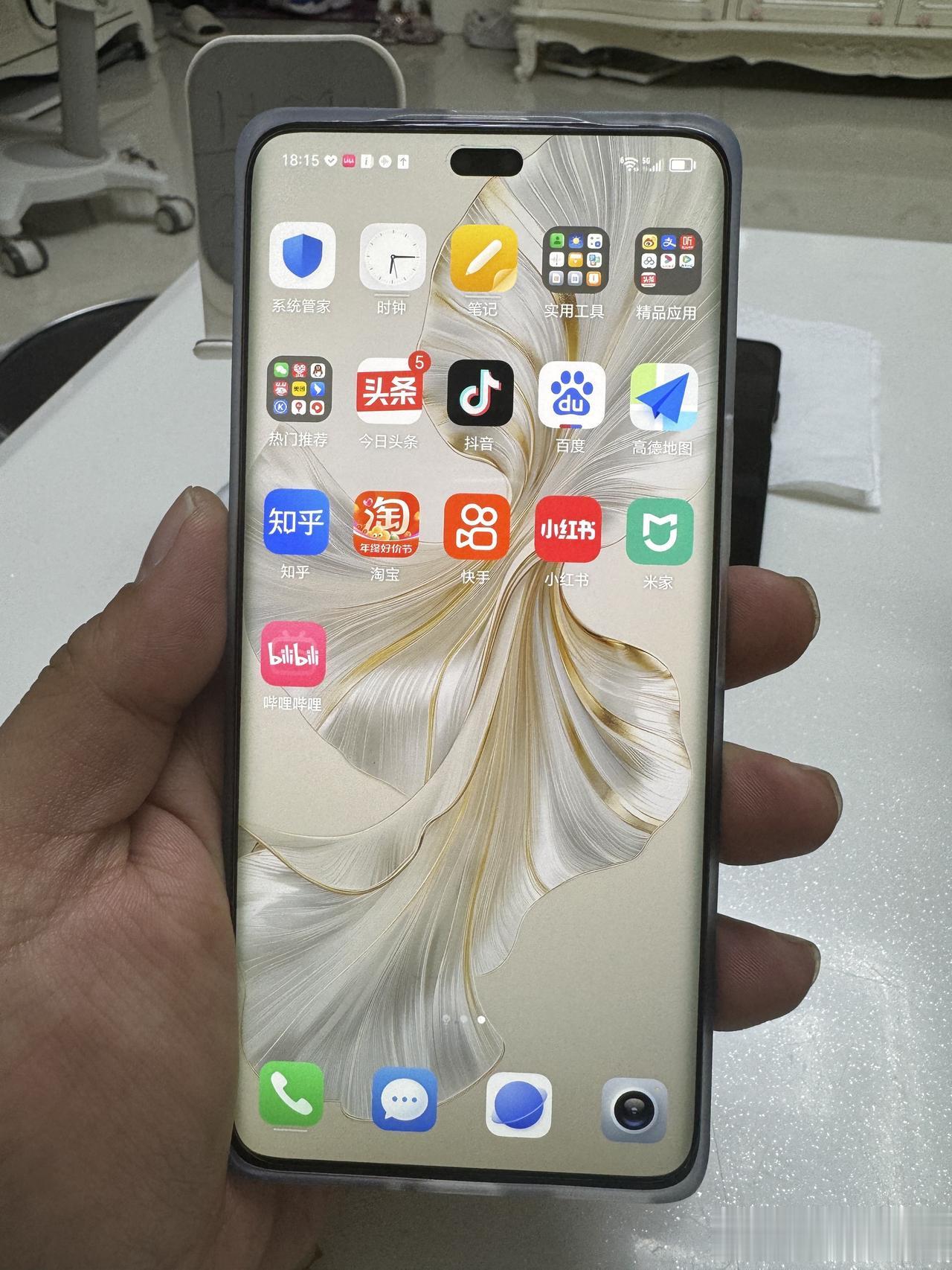 实际体验荣耀100pro以后，告诉你值不值得买
      已经入手荣耀100p