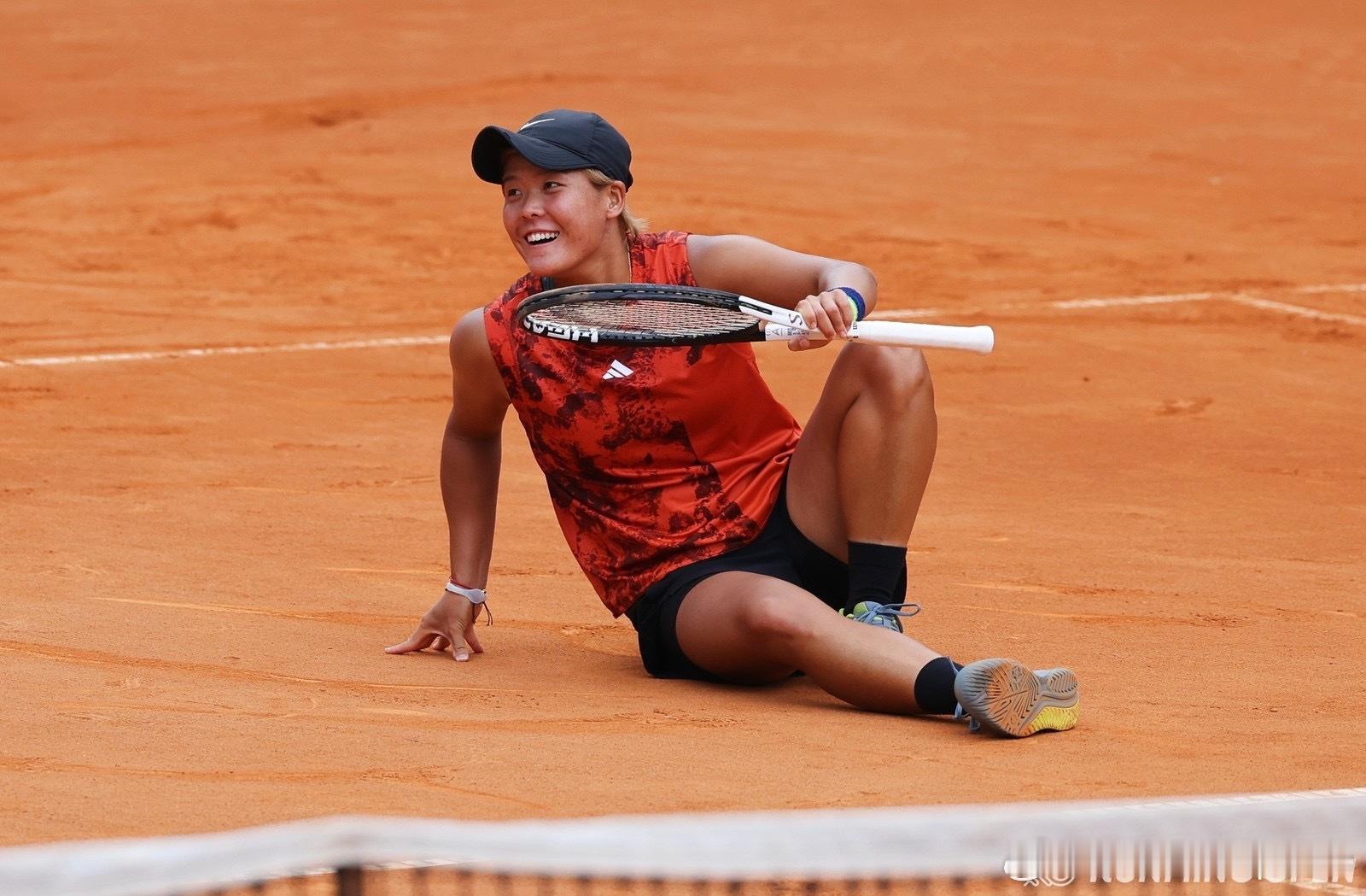 🇨🇳长沙WTA125K女单资格赛决胜轮🇨🇳郭美琪6-0/6-3 🇨🇳