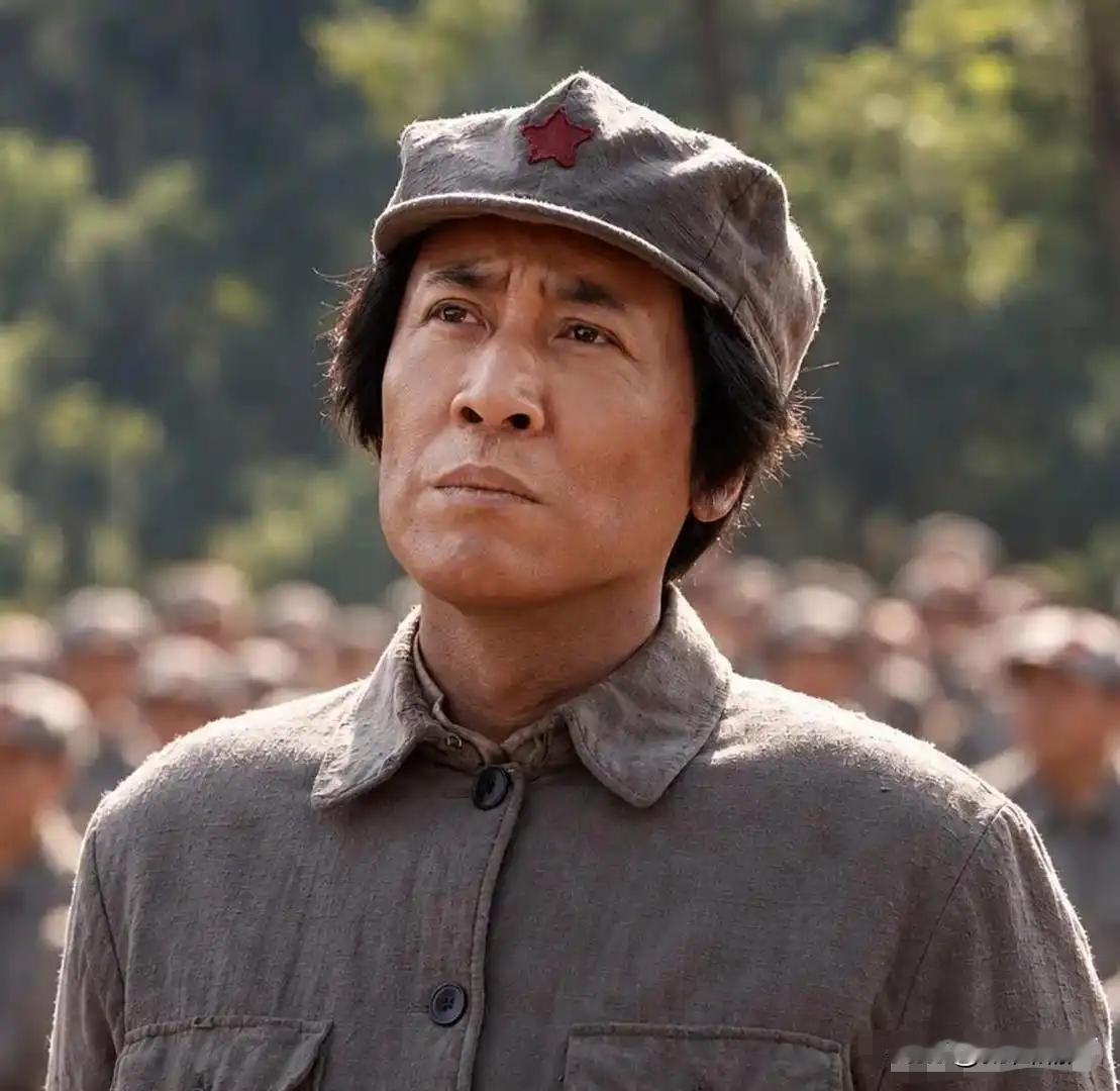 周公笑言：遵义会议之后，你变了！

昨晚追剧看到一个特别有意思的片段。政治局开会