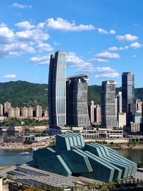 大剧院是重庆的风水建筑？有了它，重庆才成为了网红城市

刚刚在公众号上看到了一篇
