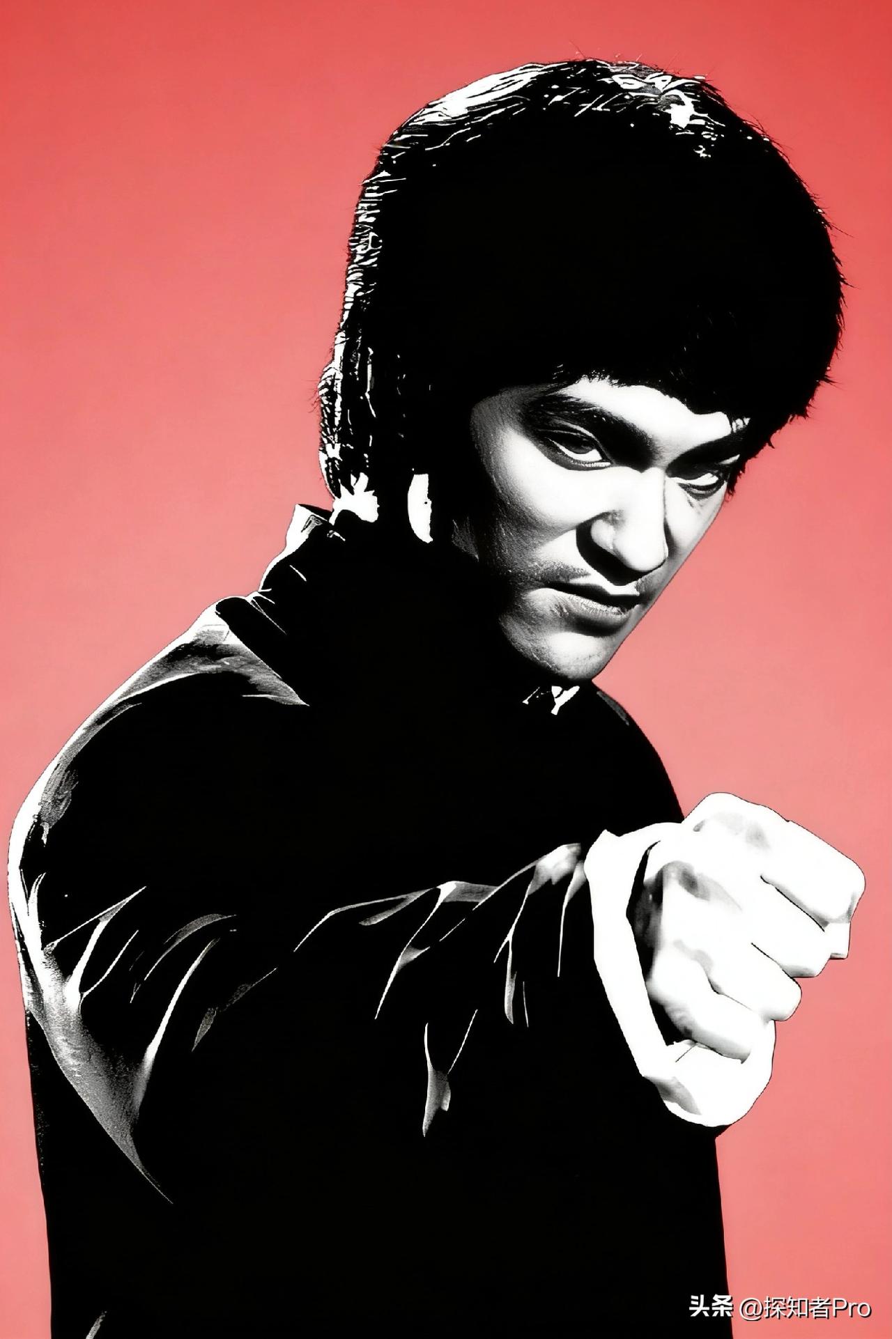 向华强 揭开李小龙突然去世之谜
不是被下药，更不是像外界传的“阴谋论”
而是因为