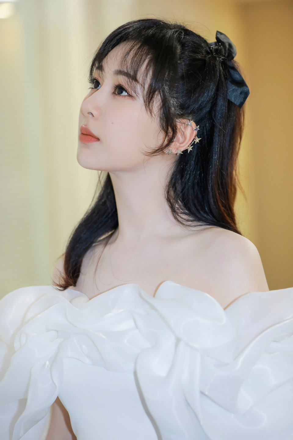  [心]#杨紫要久久爱# 便利店里不贩卖心动，但我可以为你心动。​​​
