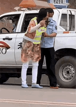 我就想知道，
为什么小姐姐一定要学会开车？
