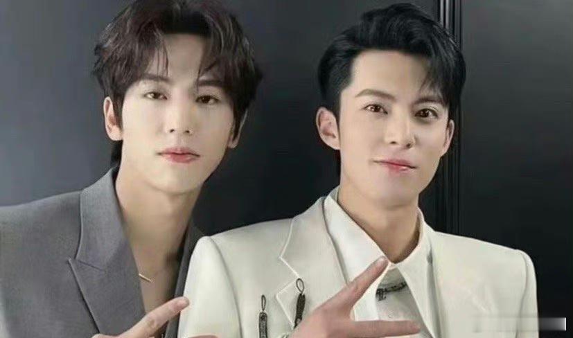 张凌赫和王鹤棣的同框，感觉王鹤棣居然输了 ​​​