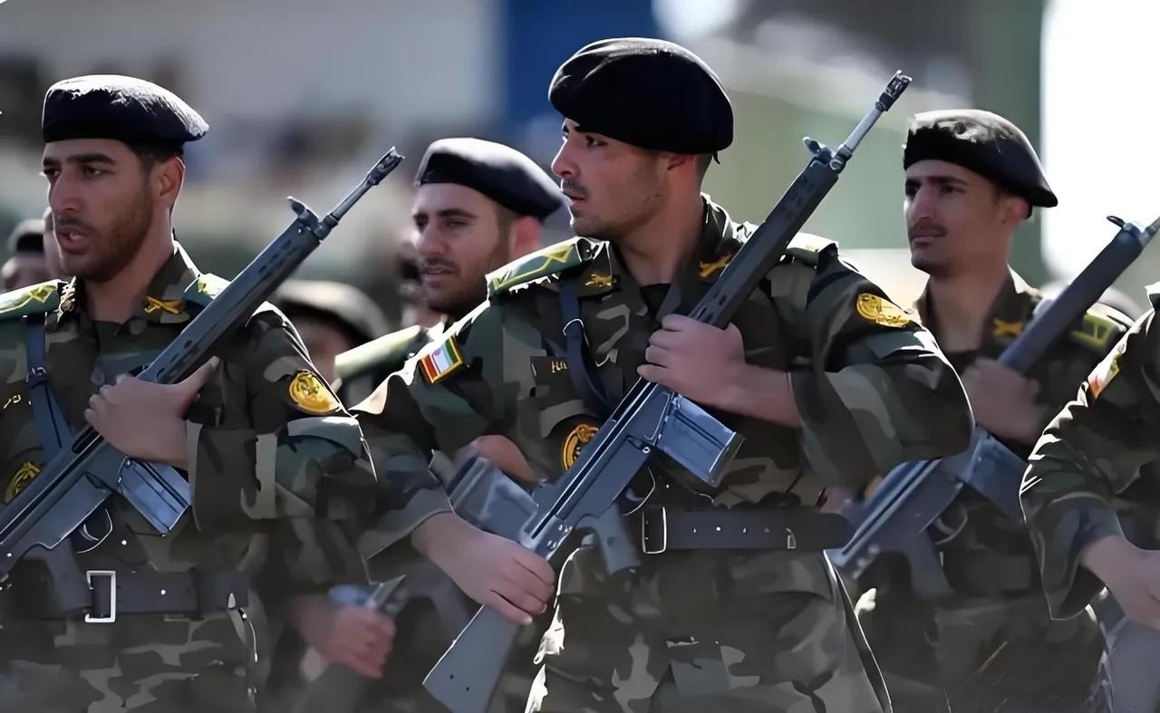 3月26日，伊朗军方内部人士曝出重磅消息，超百万伊朗年轻人主动向巴斯基民兵、革命