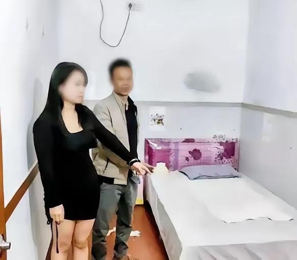 “想白嫖？”山东青岛，一男子支付400元嫖资后，开灯看清脱掉衣服的女子长相后，嫌