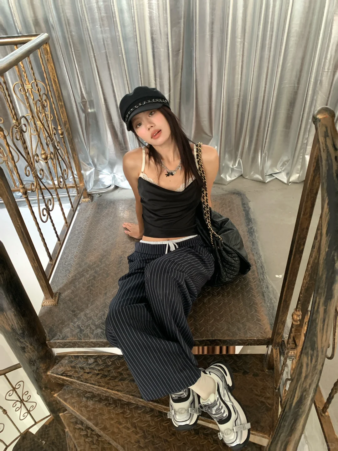 ≽^•༚•🎀≼ฅ
