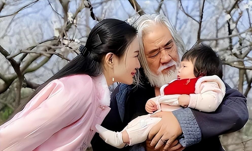 74岁张纪中被幼女问“爸爸你什么时候死”？老夫少妻的苦果，终于藏不住了！

最近