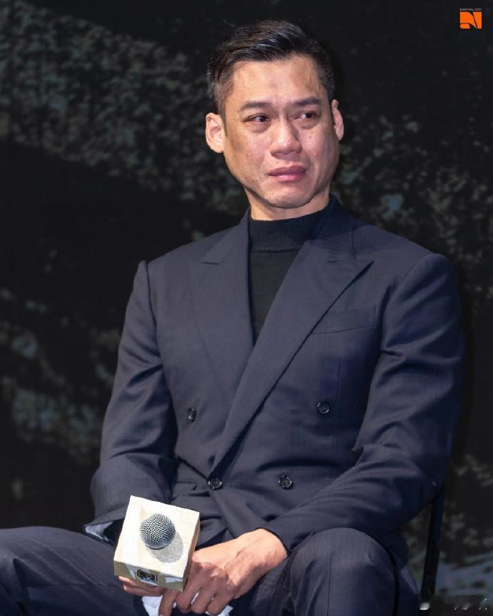 昨天是林志傑的退役記者會。坦白說，他退役得比我想像中要晚多了。但是對我個人而言，