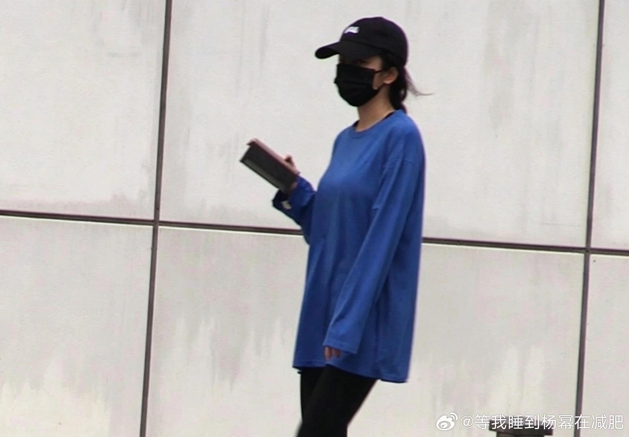 杨幂[超话]  姐姐好自律 有时间就去锻炼[酷] ​​​