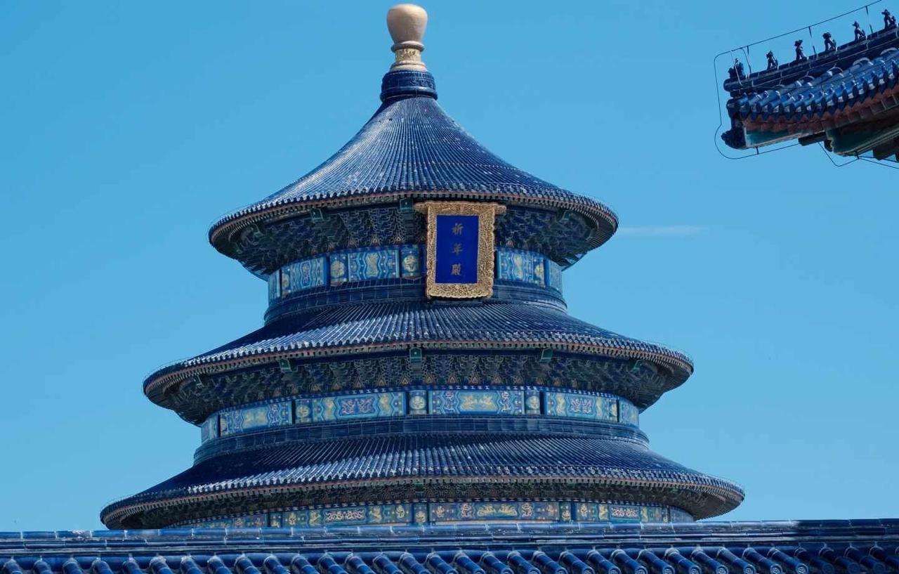 🏮红墙蓝瓦+星空藻井！天坛&古建馆一日穿越
逛完天坛从南门出来！！南门涮肉巨好