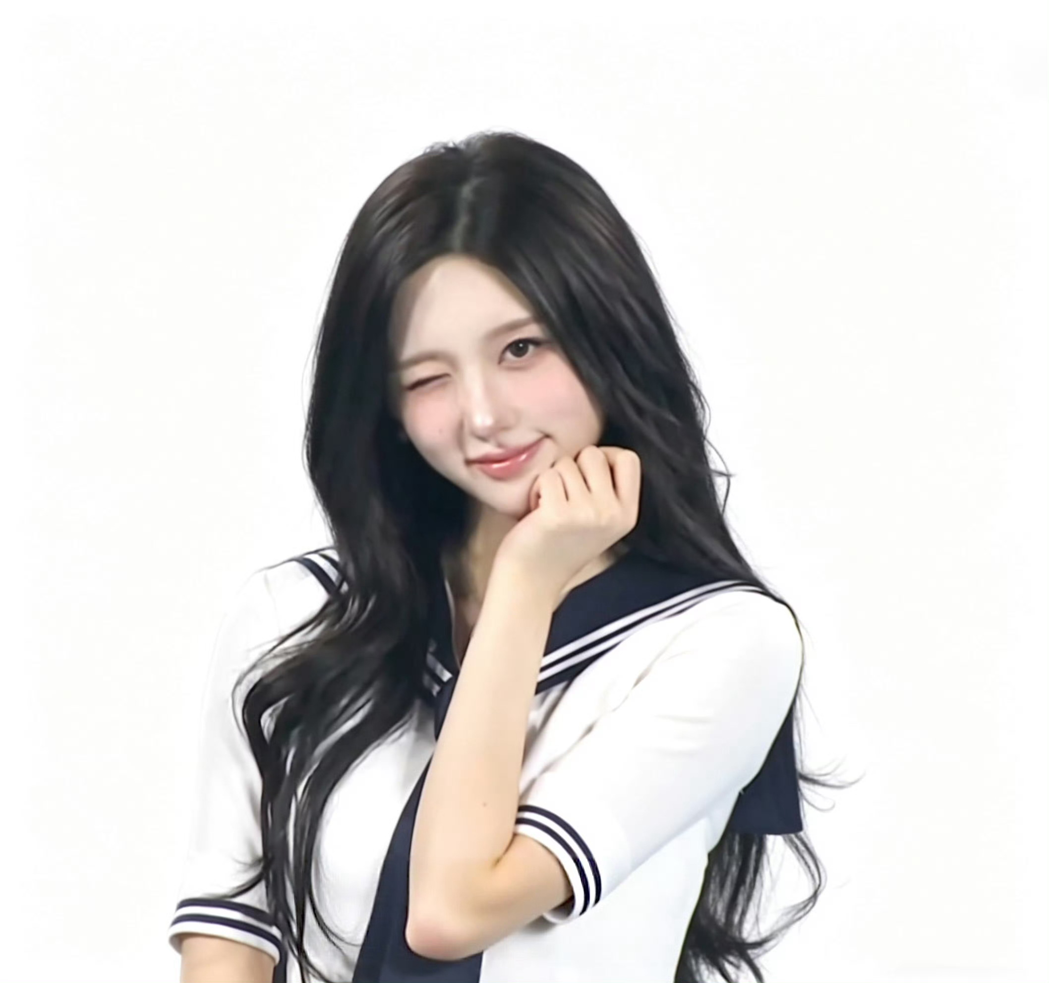 【金秋天】这就是球球姐的专属气质🤤水手服也穿得如此温柔亲和 