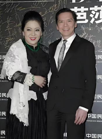 向华强拒绝和向佑见面 向太拉黑小儿子向佑 “向式集团”掌舵人向华强继宣布继承人后