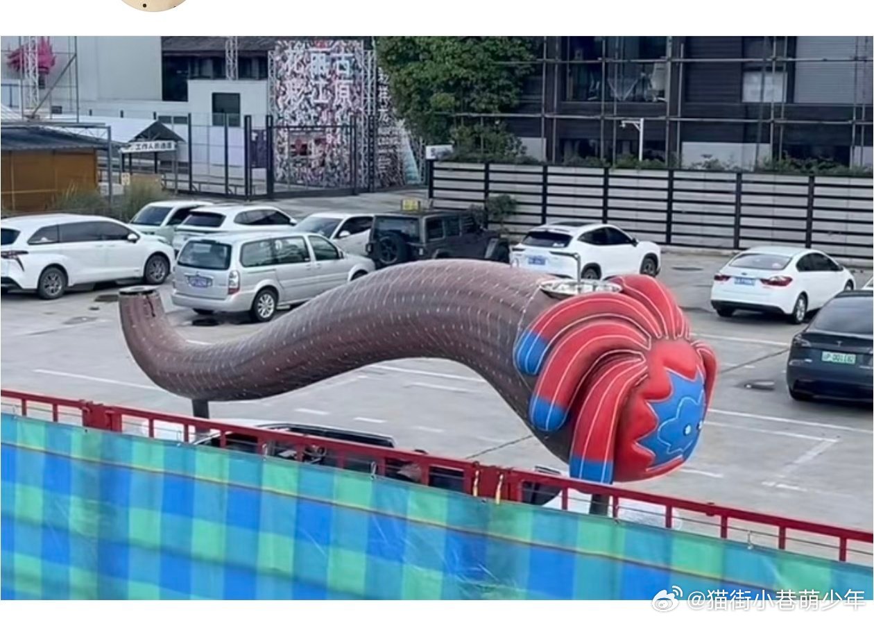 原来自己也觉得不好看啊