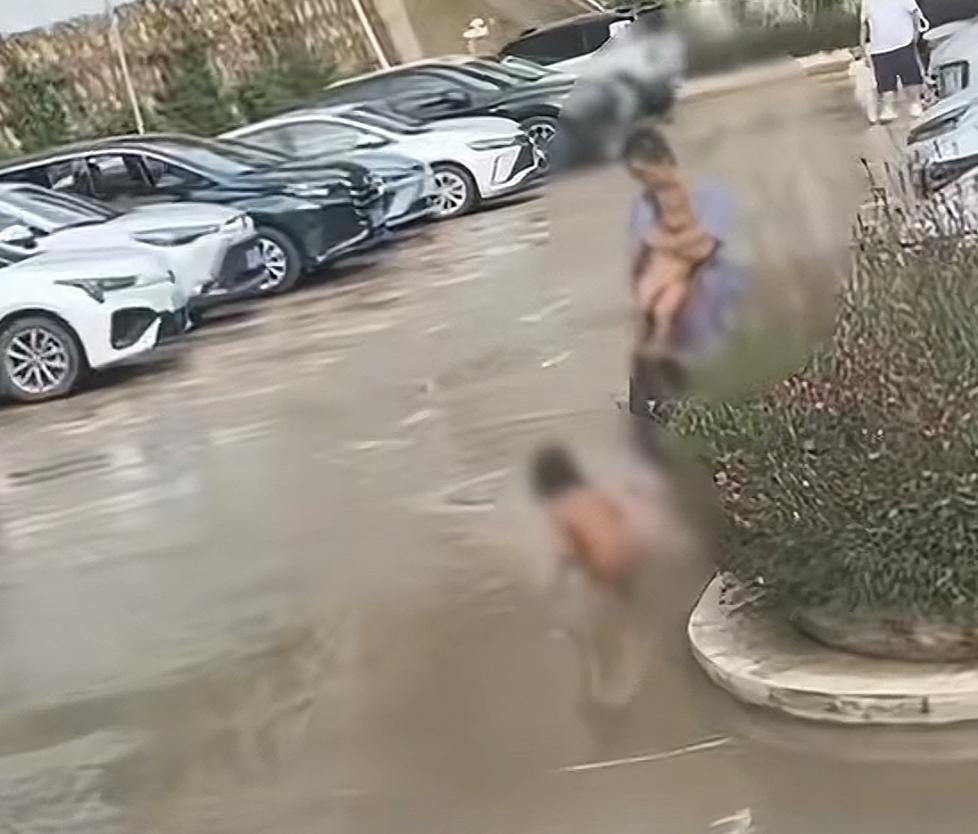 “野人小孩”事件又传来了新的消息，而这一次是好消息！
就在这起事件被报道之后，当
