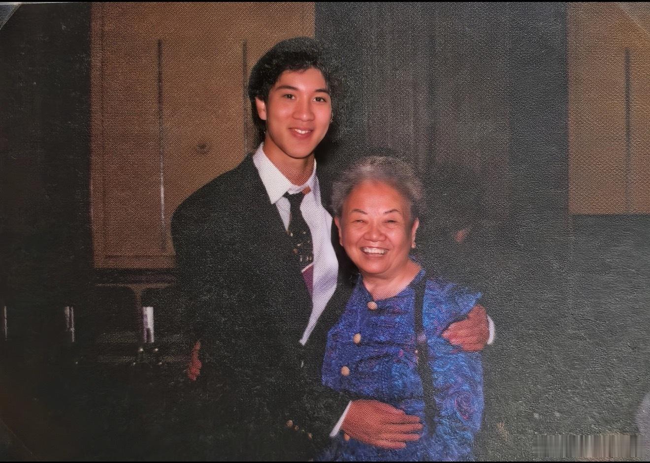 王力宏的外婆是河南人王力宏有四分之一河南血统 外婆是河南人，王力宏自带四分之一河