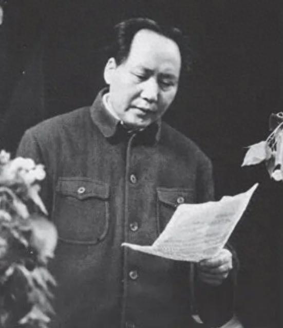 他对革命有功也有过，建国后当市委书记不满足，伸手向毛主席要官

“1951年冬天