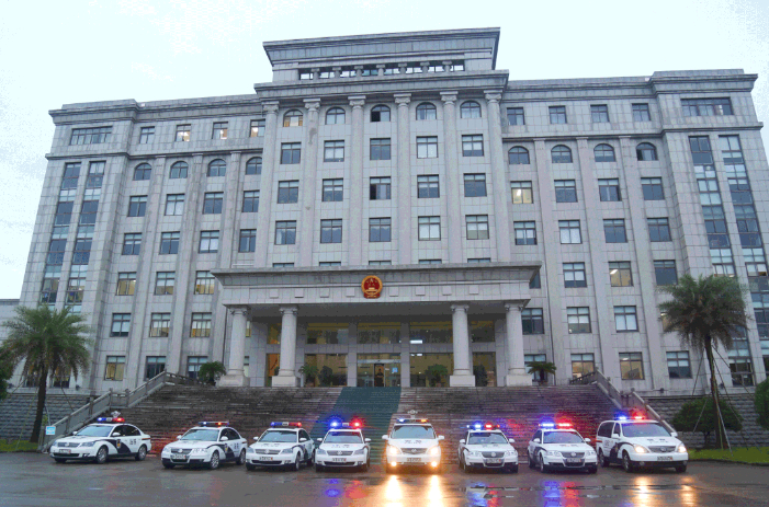 【宁波奉化18岁女生起诉父亲追讨15年的抚养费 比56万更珍贵的是那句我在乎】宁