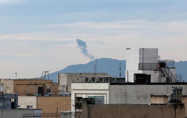 伊朗被骗了！以色列趁伊朗同意停火放松警惕发起大规模打击，伊朗这次损失比较惨！
