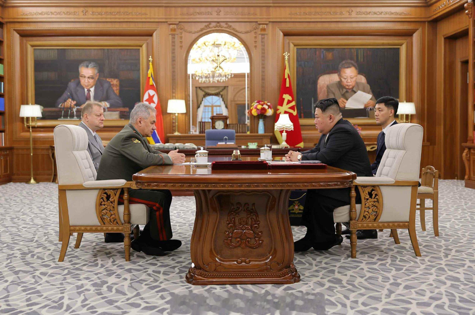 🇰🇵🇷🇺 ​​​