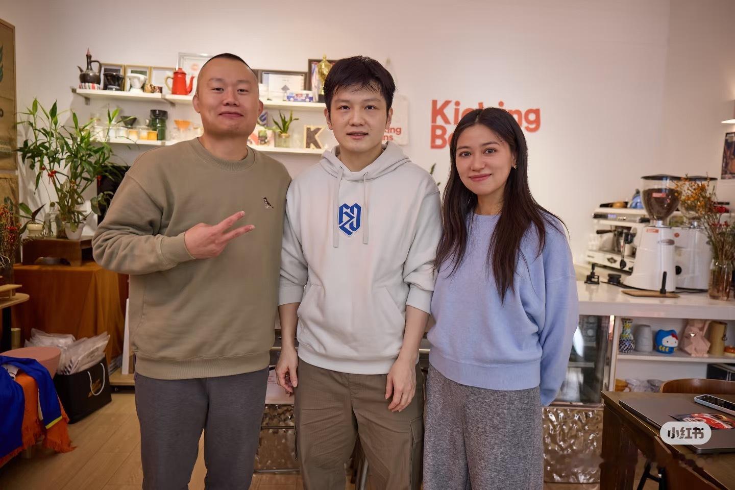 樊振东是首位超级金满贯得主 妈咪咚咚不敢动🥲 